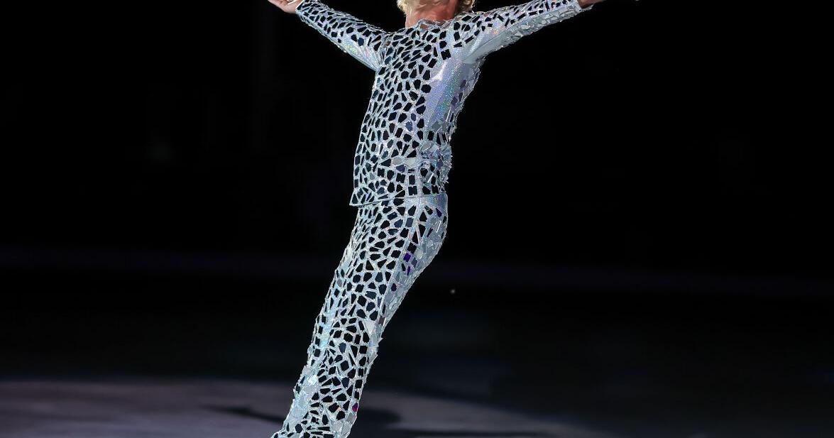 Sun Valley on Ice also brings the fire with July 22 performance - Vimarsana News