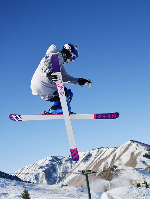 20-05-06 Dollar Mountain Opening 11 Roland.jpg