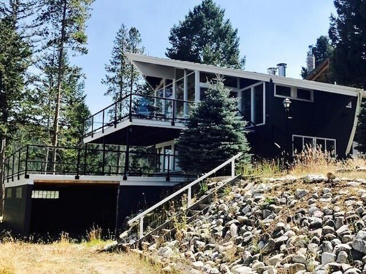 High above Lake, a dream house awaits Lifestyles