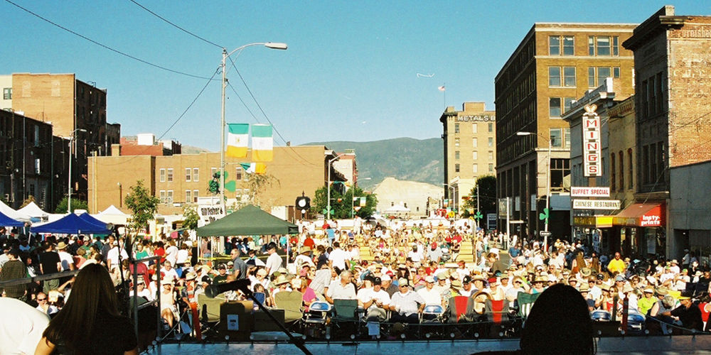 crowd-sized.jpg