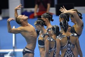 Bill May could be artistic swimming's first male Olympian