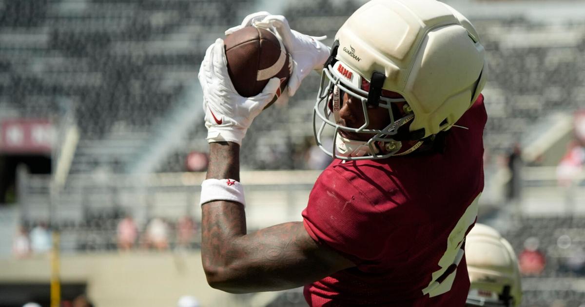 Alabama Crimson Tide wide receiver Cederian Morgan (8) makes a catch for a touchdown at Bryant-Denny Stadium during the Alabama A Day scrimmage.