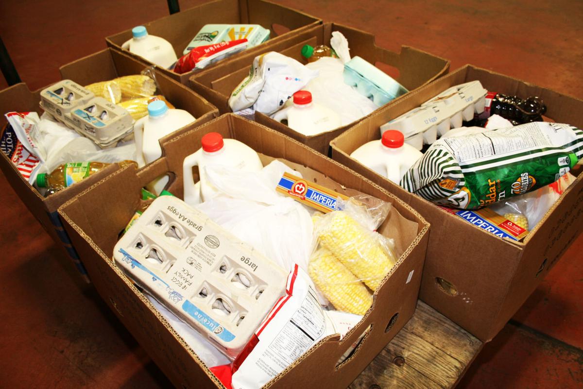 Thanksgiving Happiness Food Bank Feeds 800 Households Today Local Mtstandard Com