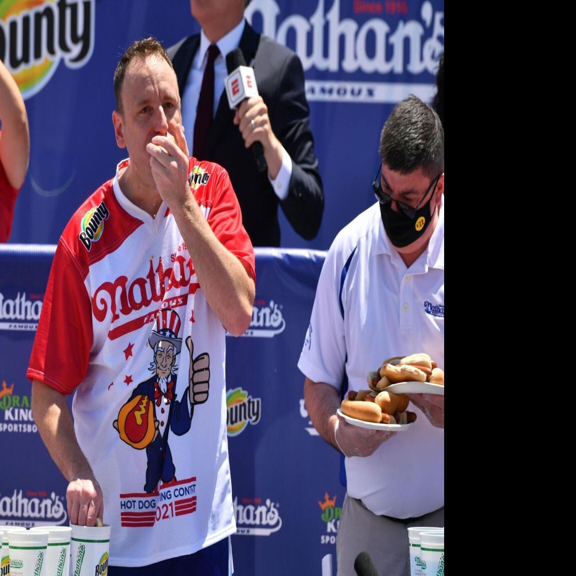 Joey Chestnut Wins Nathan S Hot Dog Contest For 14th Time National News Mtstandard Com