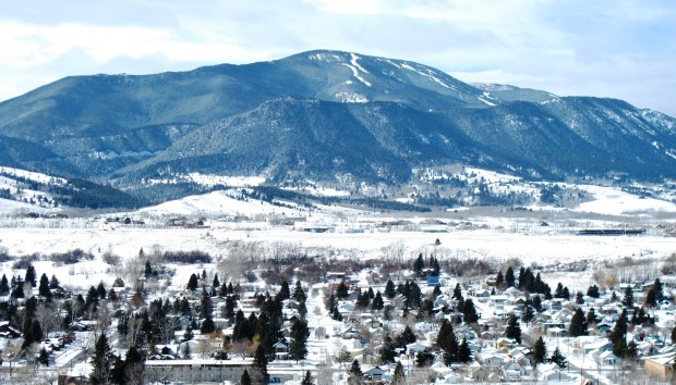 Red Lodge Montana Gateway to Yellowstone National Park via the Scenic  Beartooth Highway 