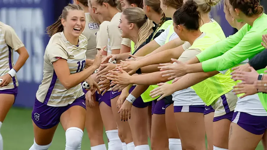 Carroll Women Earn USC Team Academic Award