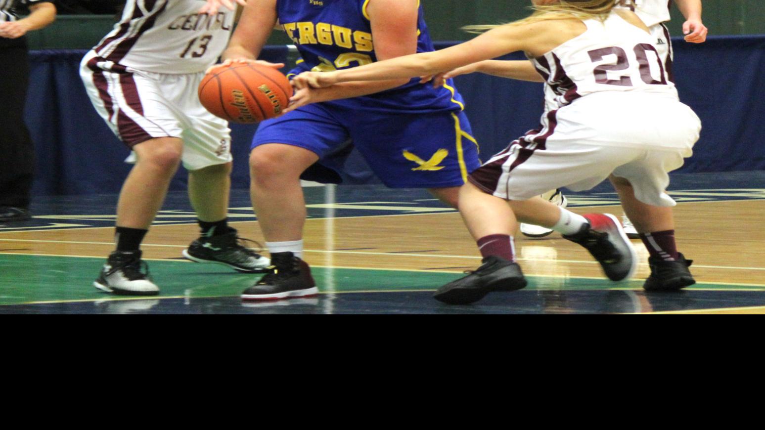 Maroon Teams Frustrate Fergus To Cap 2 0 Weekends Boys