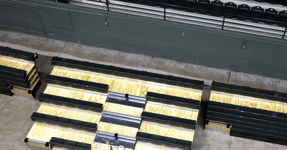 Bill Melvin thrilled with Butte Civic Center seating - Vimarsana News
