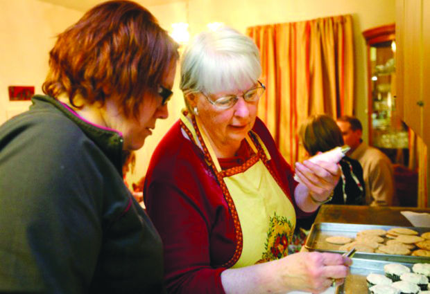 Icing On The Cake Billings Woman Passes On Decorating