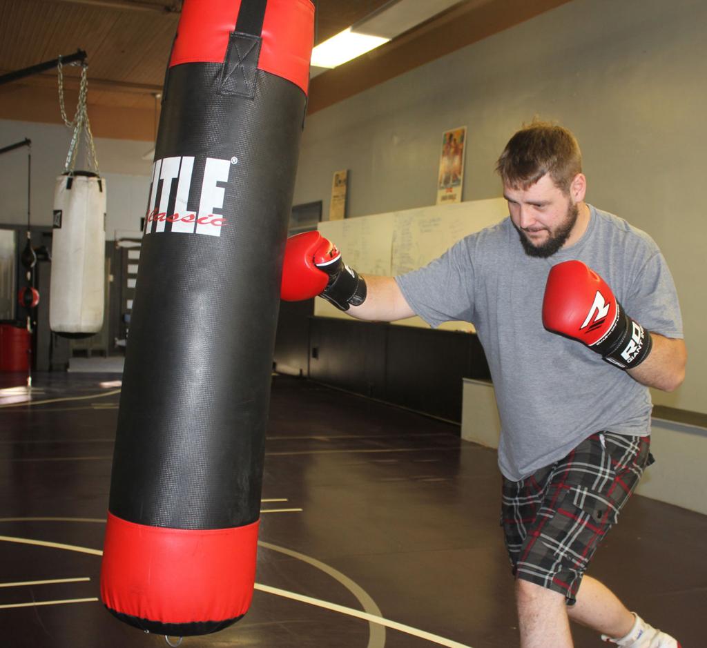 Anaconda S Eric Hempstead Set For Boxing Showdown In Uptown Butte