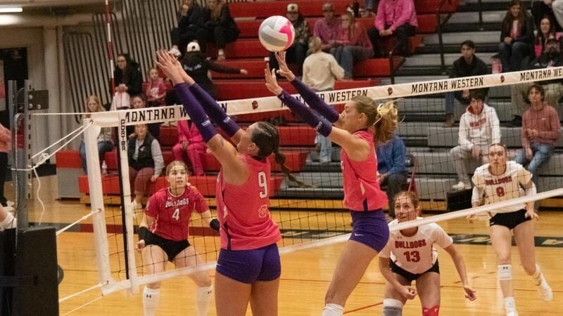 Saints Drop Four-Set Battle to Bulldogs