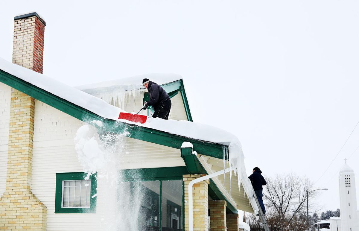 Butte, Anaconda roofers struggle to meet demand as snow continues