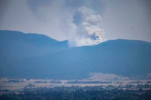 Updated: Firefighters battling fire near Homestake Pass; evacuation warning issued