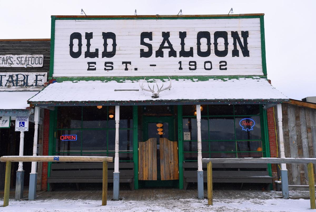 Montana taverns hang on to history as wooden bars and backbars jump in ...