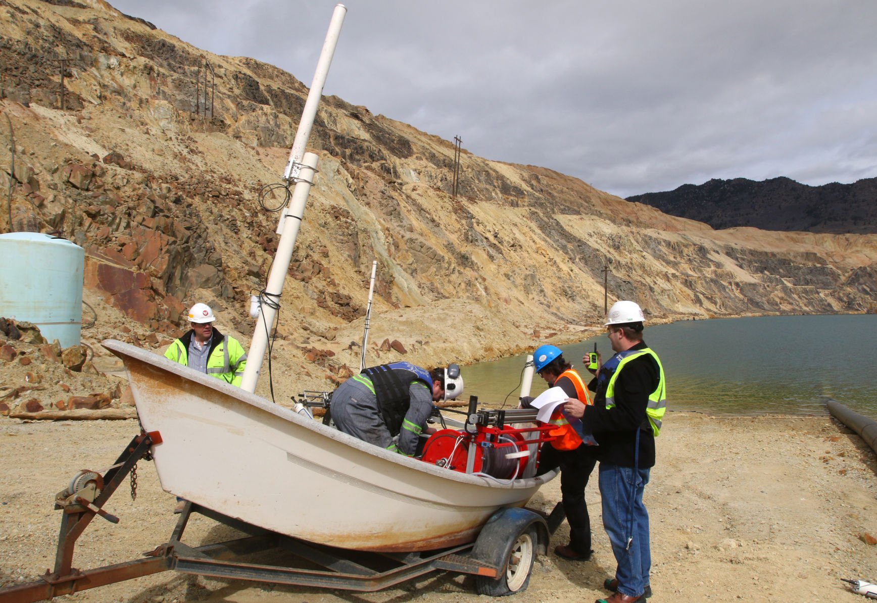 first remote control boat