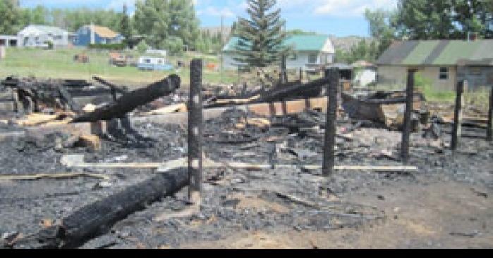 Fire destroys Anaconda home