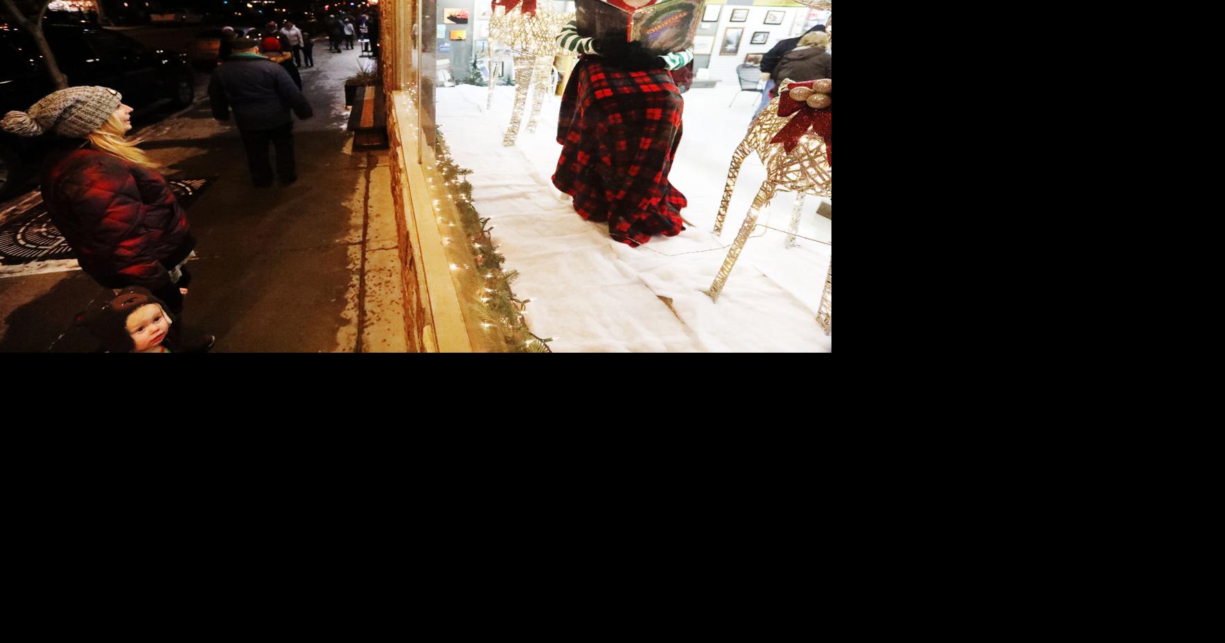 Photos Anaconda Christmas Stroll kicks off the holiday season