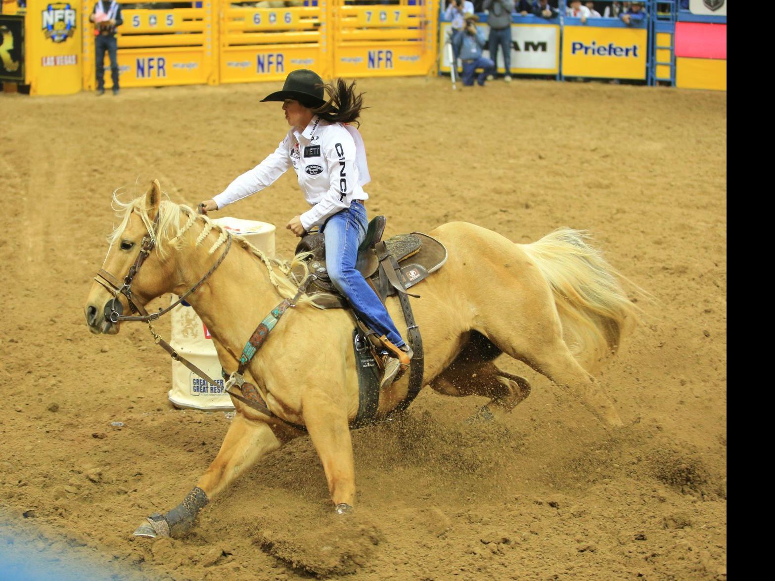 National Finals Rodeo Butte S Bridger Chambers Finishes 2nd In The Average And 2nd In The Steer Wrestling Standings Rodeo News Mtstandard Com