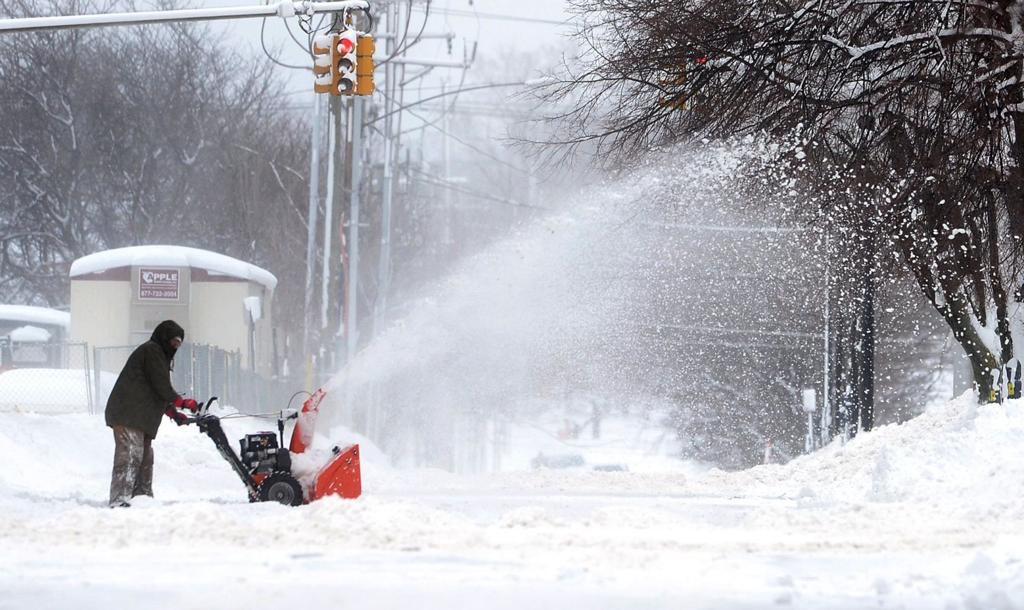 Photos 60 Plus Inches Of Snow In Erie Pa As Winter Weather