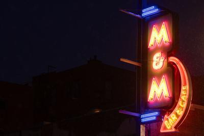 'Neon bender' restores landmark M&M sign in Uptown Butte