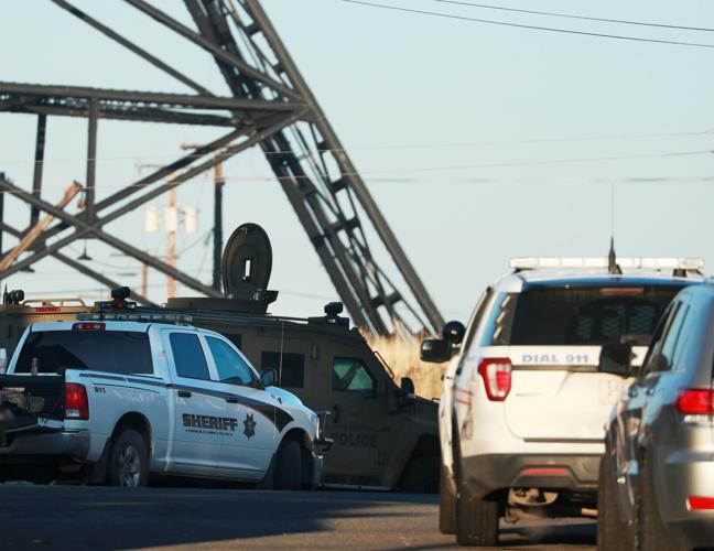 Updated Man found dead in basement as standoff ends on Aluminum Street