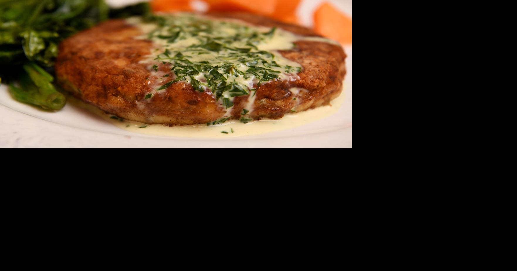 Chicken cutlets with tarragon cream sauce