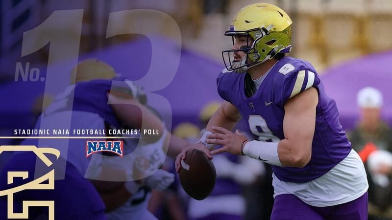 Saints Move Up Two Spots to No. 13 in NAIA FB Coaches' Poll