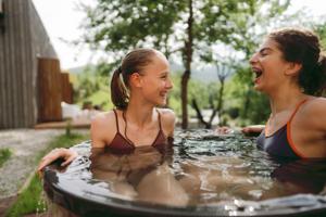 The hot new health trend: Cold water therapy