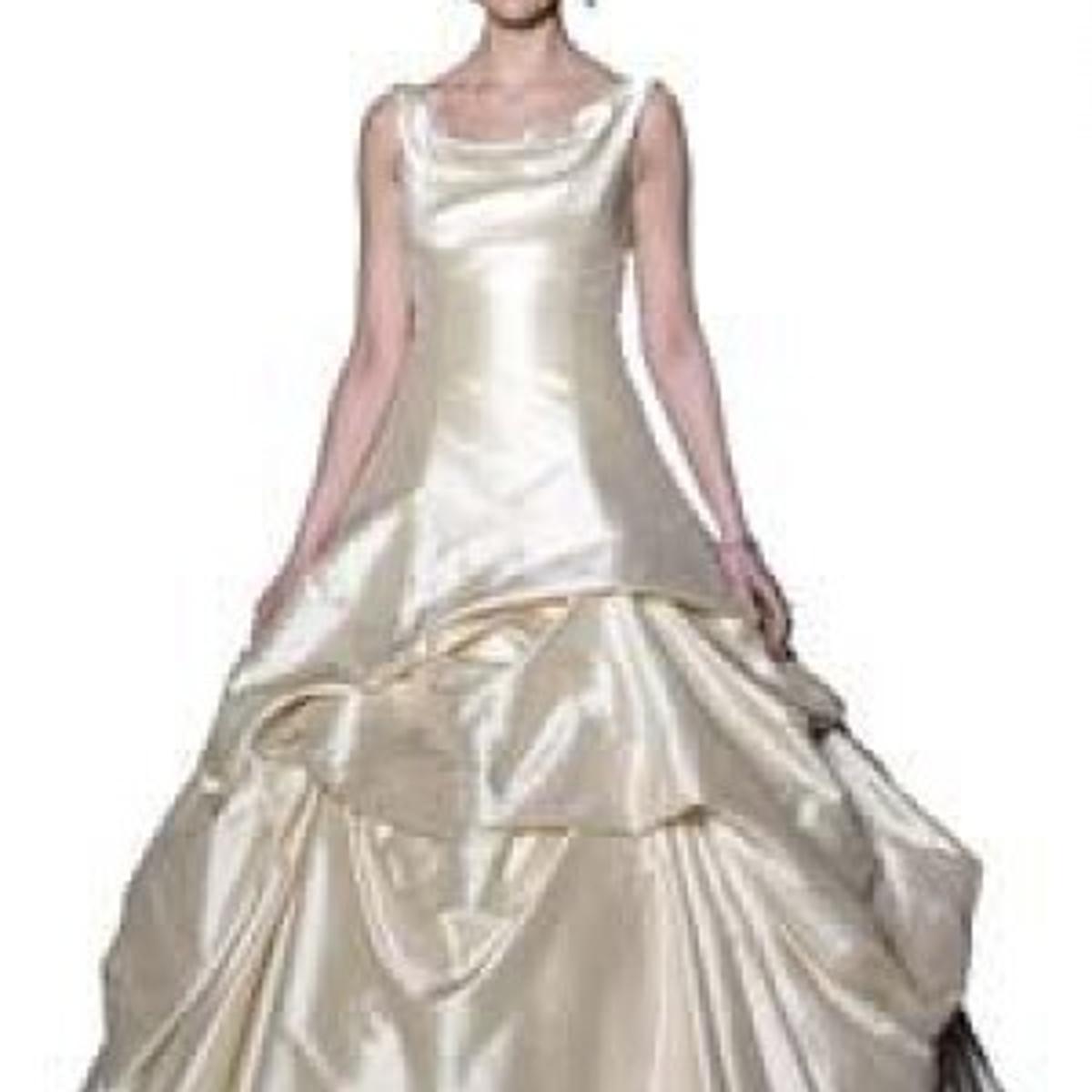 Disney Offers Princess Gowns To Brides Local Mtstandard Com