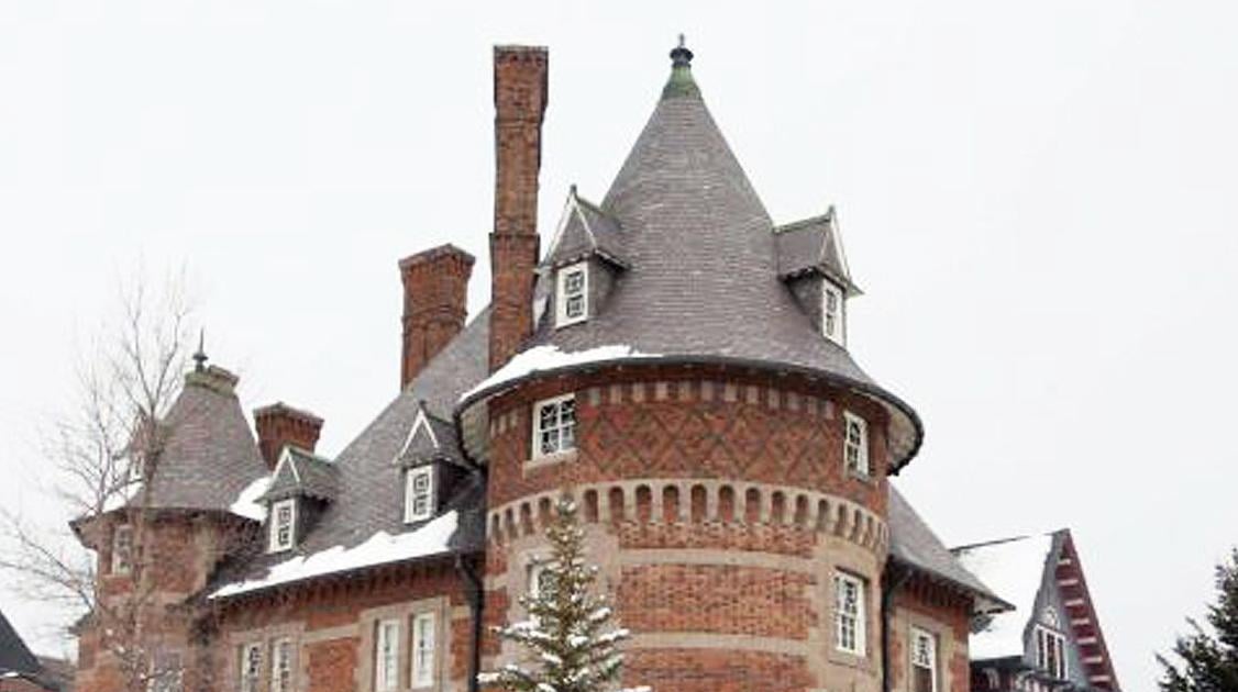 Clark Chateau