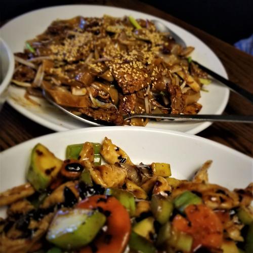 Beef Chow Fun'and Black Bean Chicken