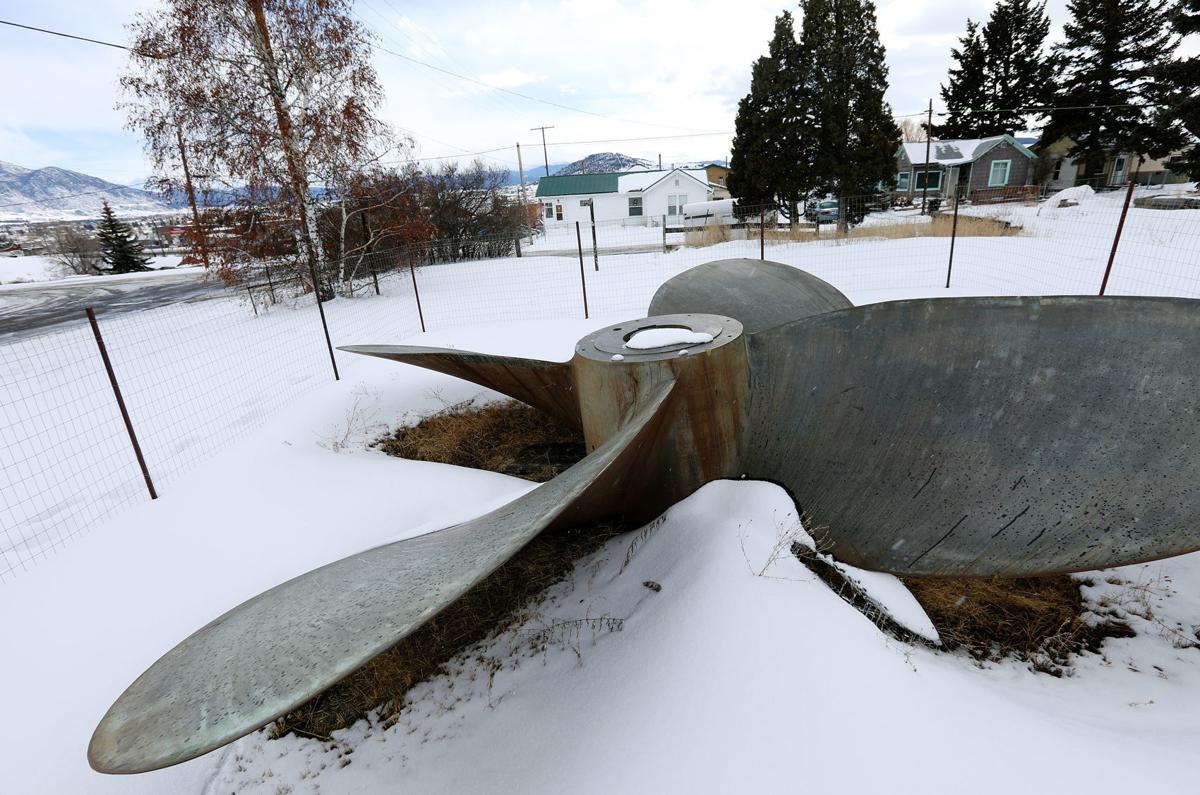 Mysterious propeller on South Washington Street in Butte