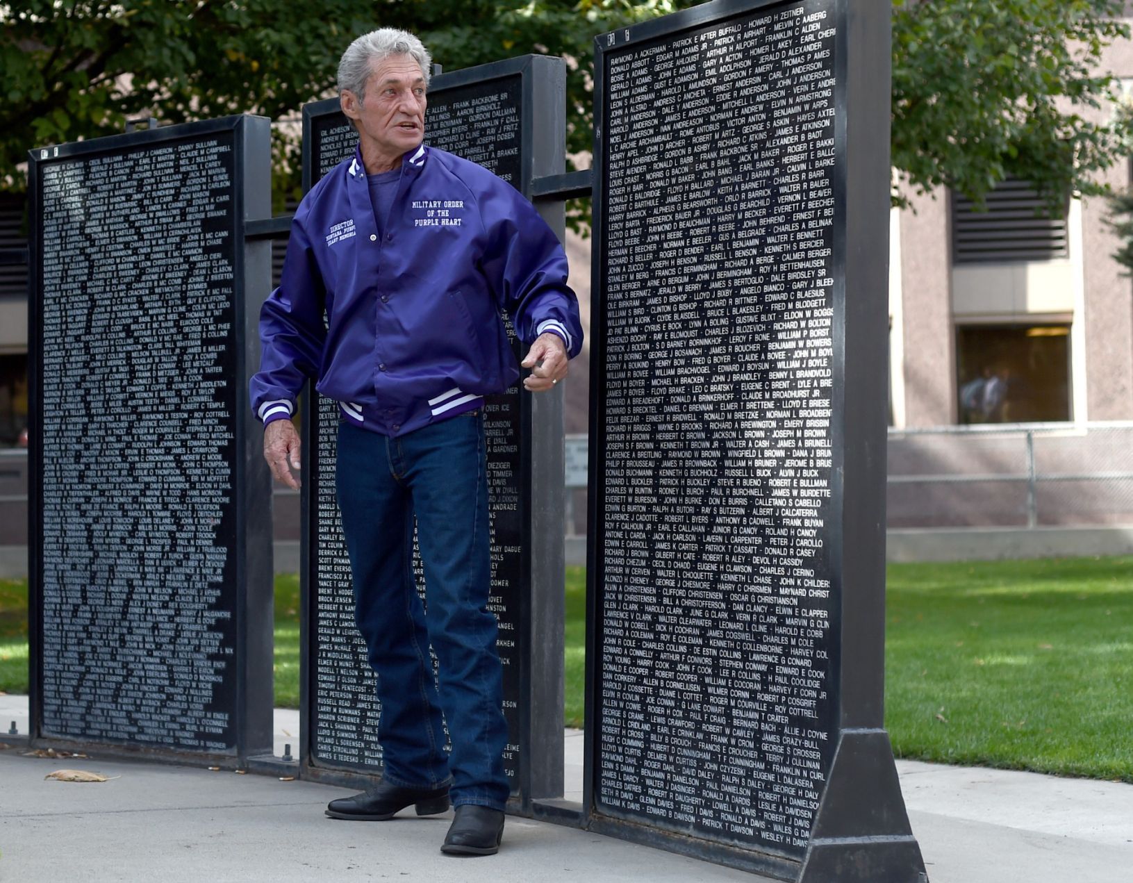 Group calls on public to update Montana s Purple Heart memorial