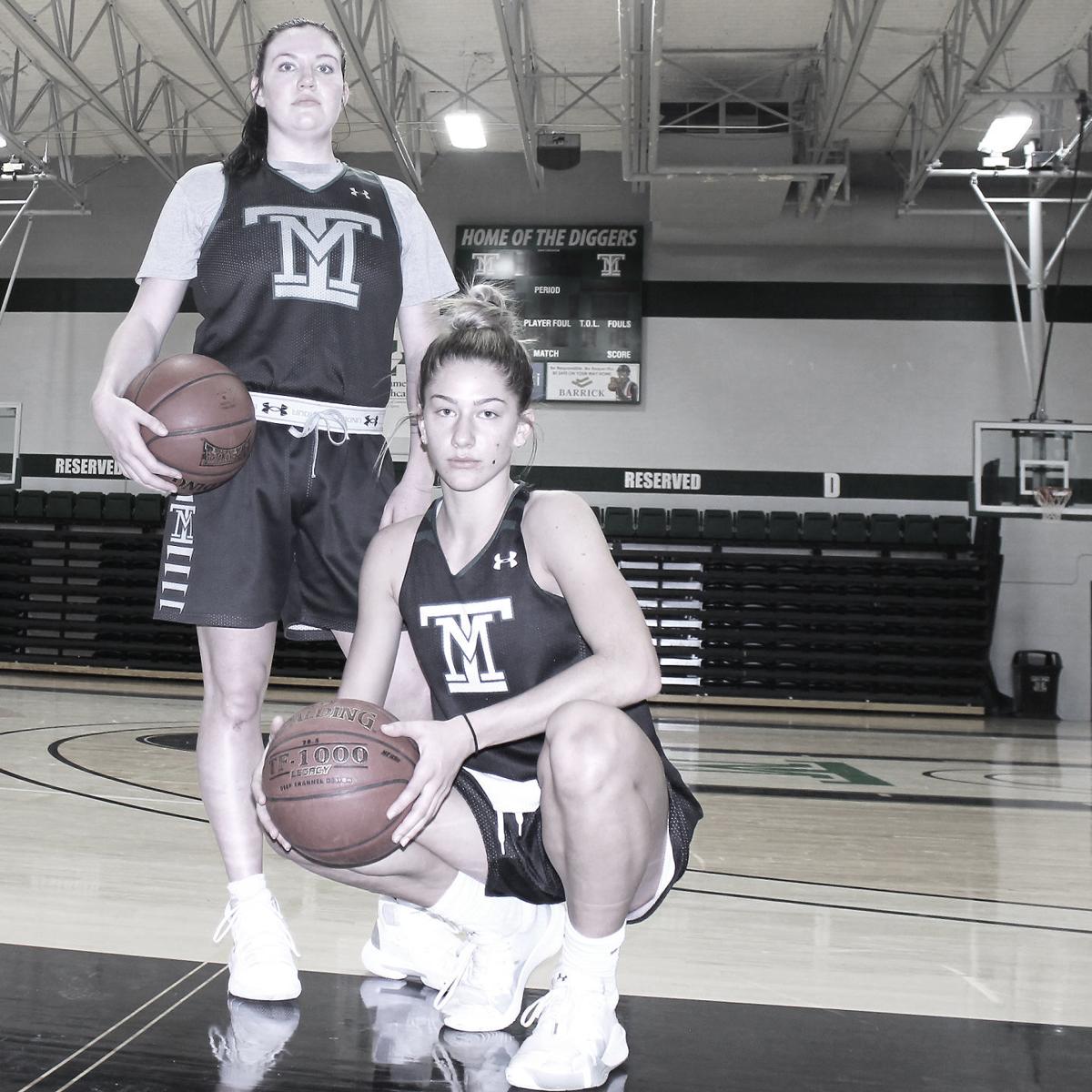 Senior Kaylee Zard Freshman Tavia Rooney Handling Different