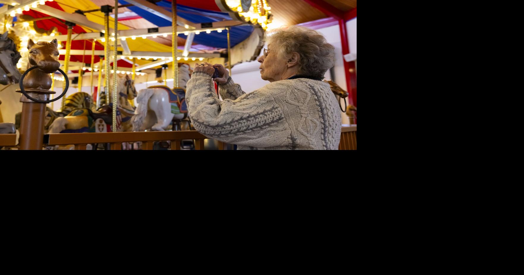 Photography workshop encourages creativity among residents of The Springs