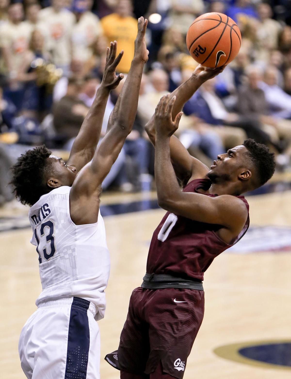 Pitt Perfect Montana Men S Basketball Team Knocks Off Acc S Pitt