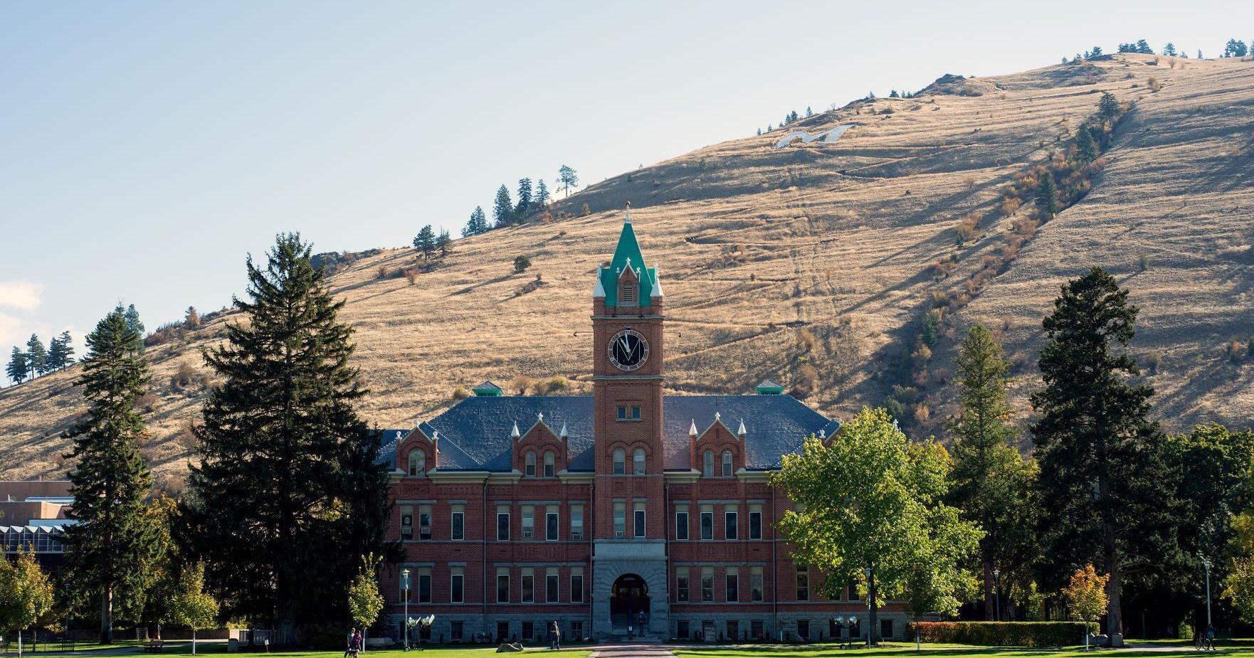 UM defeats class action lawsuit from former students - Vimarsana News