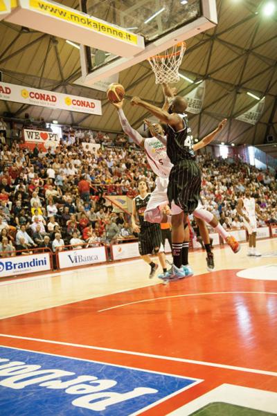 Forza Pistoia Former Racers Ed Daniel And Tony Easley Square Off