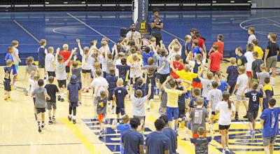 Racer Basketball Camp Draws A Crowd Sports Murrayledger Com