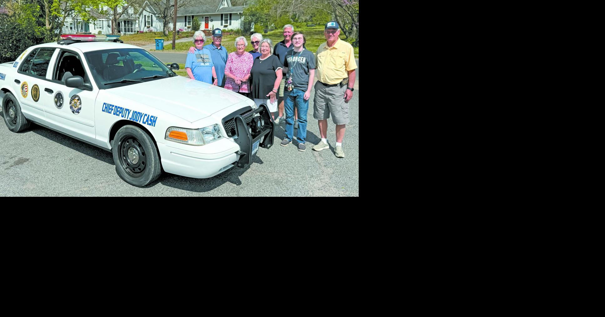 Cadiz man honors fallen officers with memorial patrol cars