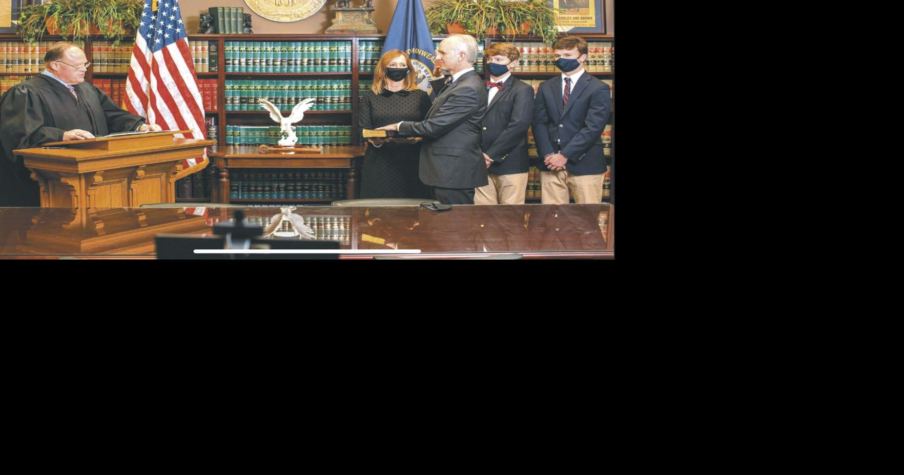 Court of Appeals Judge McNeill sworn in | Local News | murrayledger.com