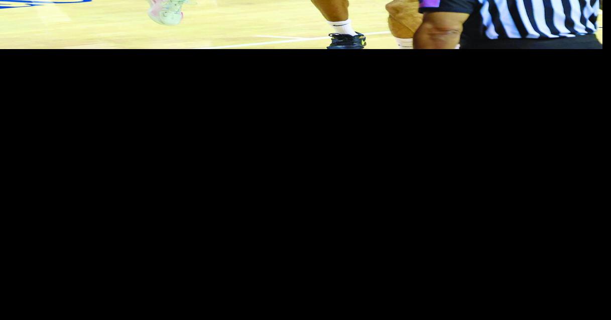 Cayman Islands Classic; MTSU outslugs Racer men in final minutes