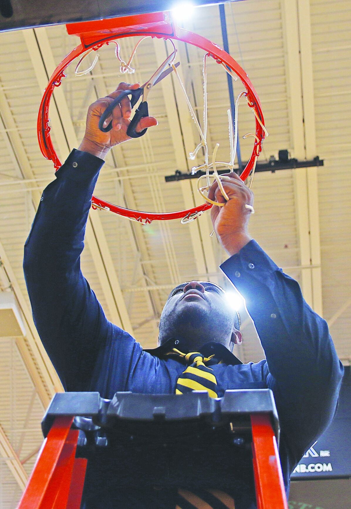 Perfect timing; Curtis’ return to Murray High takes him back to boys team