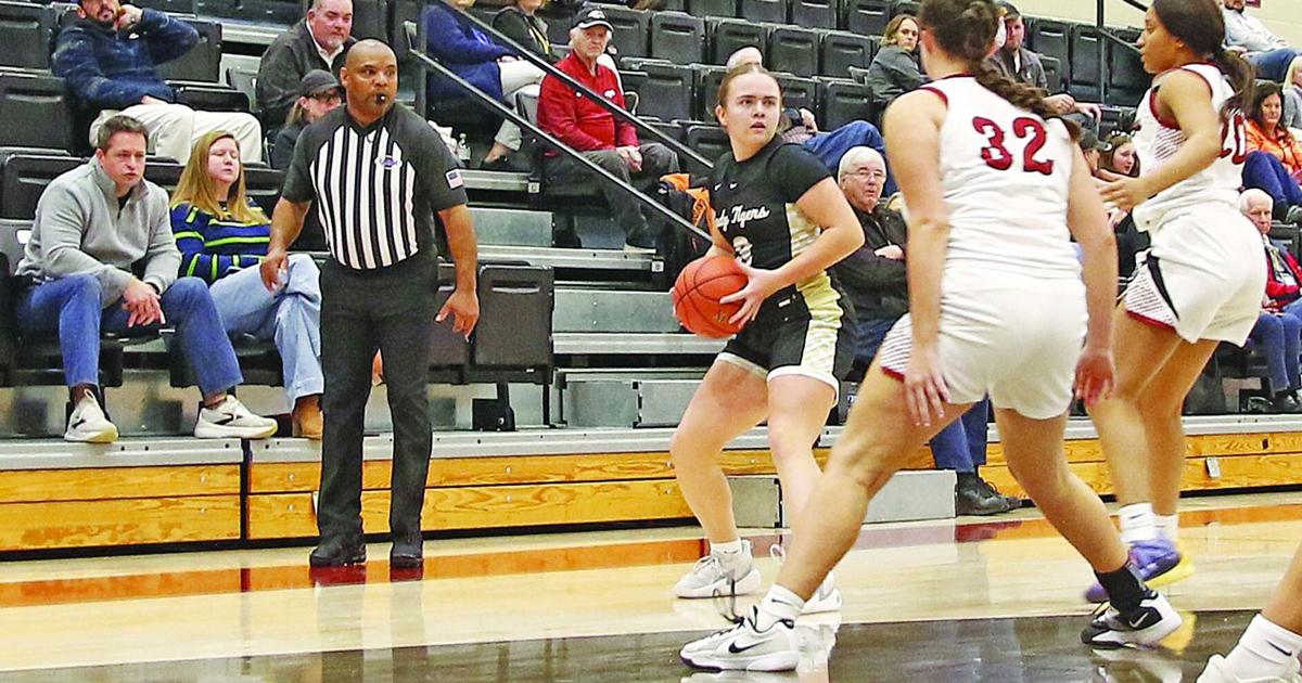 Lady Tigers can’t maintain good start against McCracken