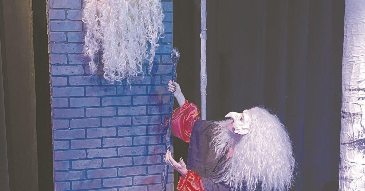 Playhouse brings audiences 'Into the Woods' | News - Vimarsana News