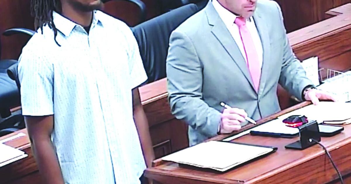 Defendants arraigned on unrelated felony charges