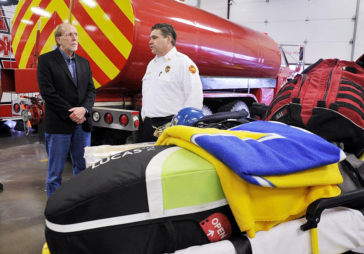Congressman Dave Loebsack visits Muscatine Fire Department