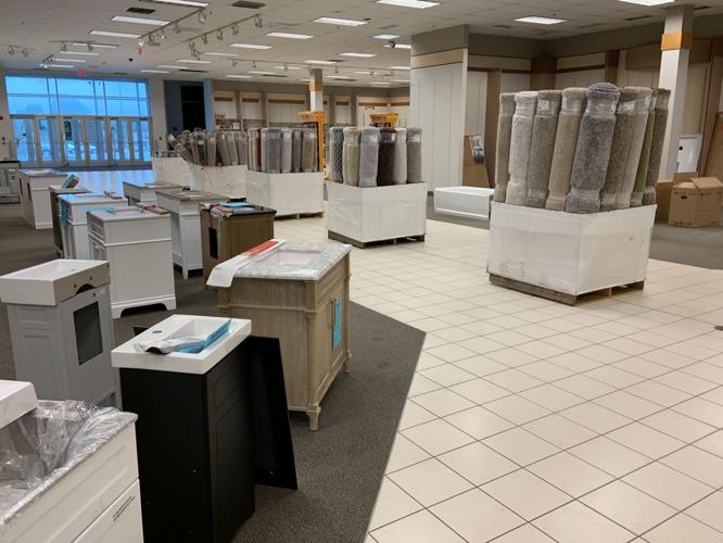 New Bargain World of Muscatine opens its doors to the community