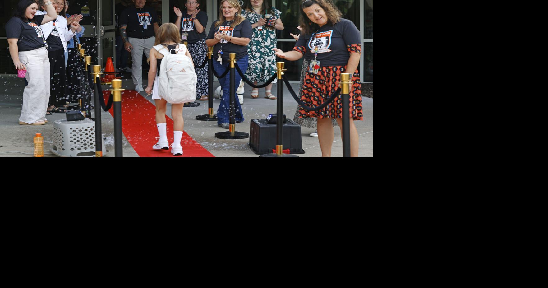 Photos: Mark Twain Elementary rolls out the red carpet for students