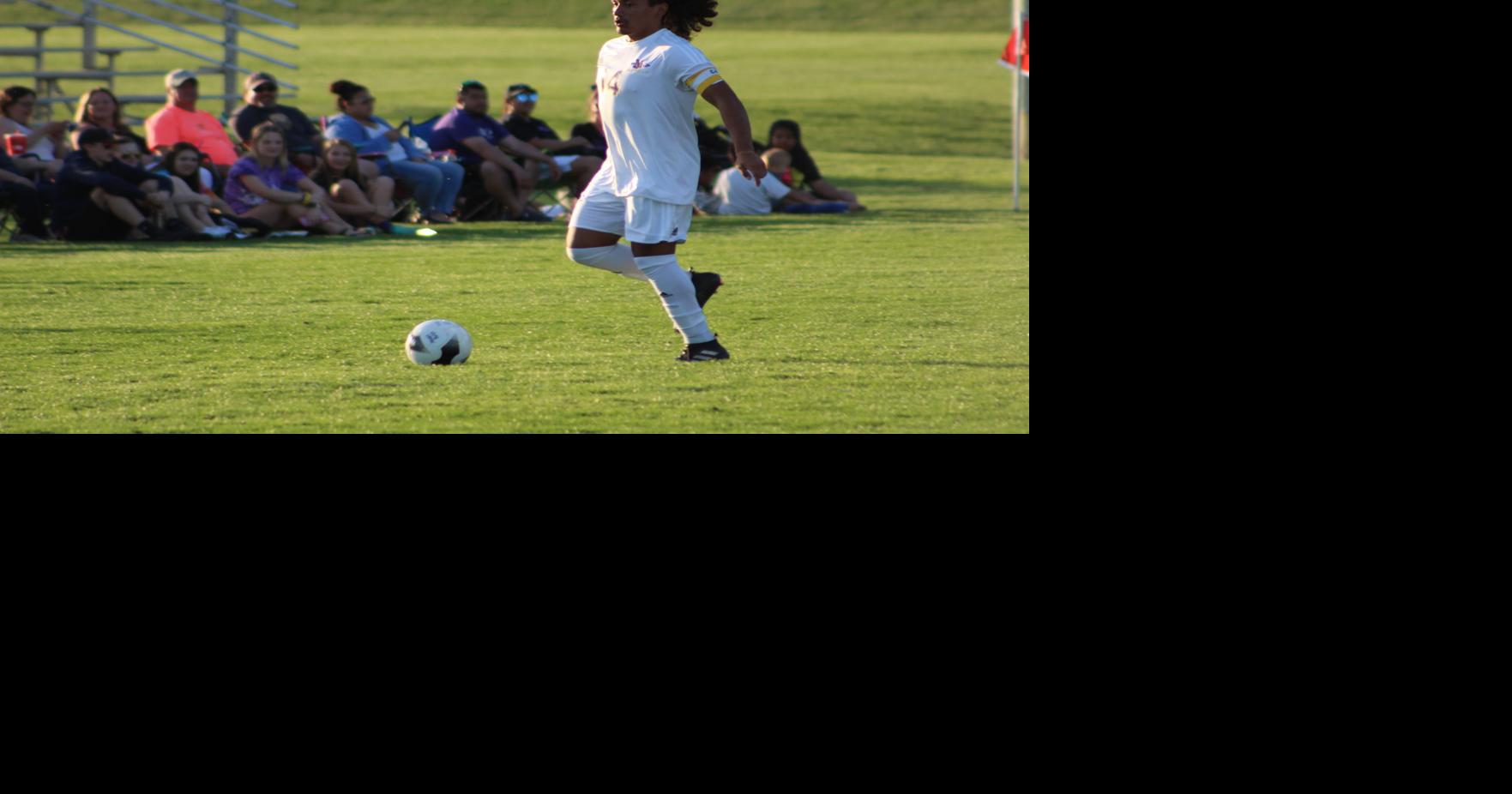 Muscatine soccer routs Iowa City Liberty